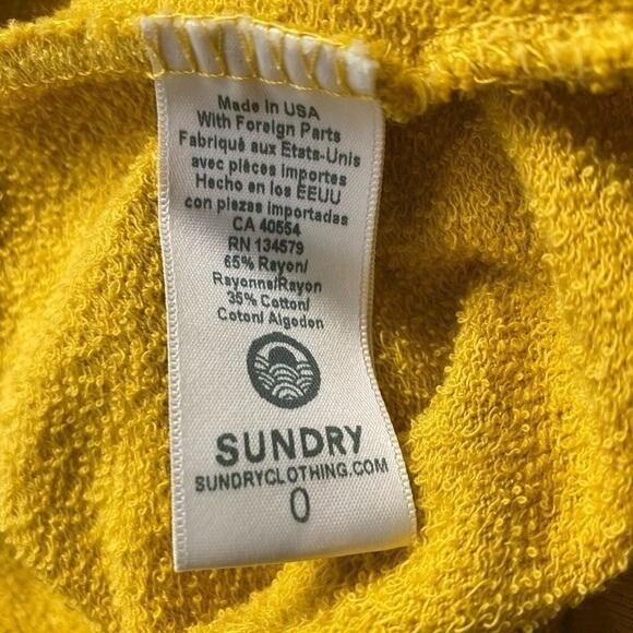 SUNDRY Women Pullover Size‎ 0 Mustard Yellow Crewneck Star Graphic Casual - Picture 7 of 7